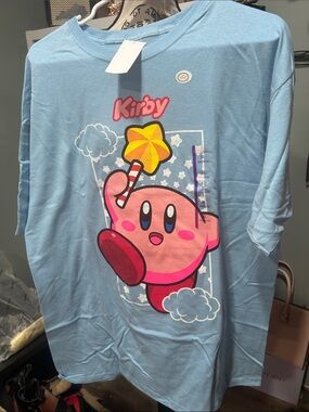 Women's Short-Sleeve Graphic Tee in Light Blue